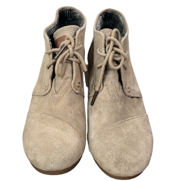 Toms Beige Tan Ankle Wedge Booties Size 6 - Picture 4 of 8